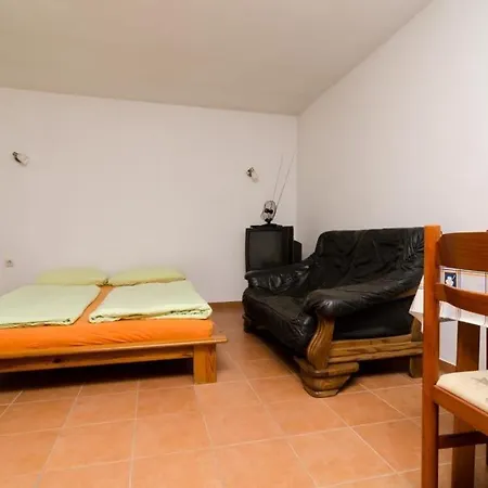 Apartament Lemes *