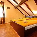 Lemes Apartment